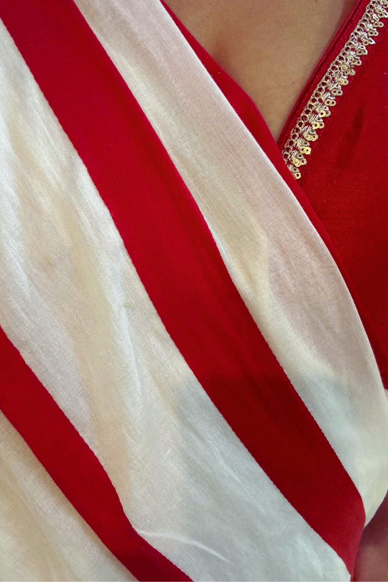 Laal-Shaada Handloom Mulmul Cotton Saree with Double Satin Border