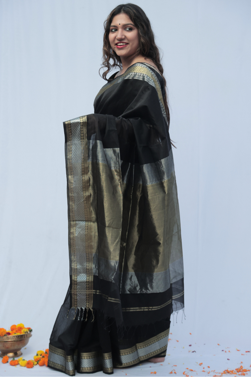Krishnaa - Indiestore Charcoal Black With Golden & Silver Border Handloom Maheshwari Saree